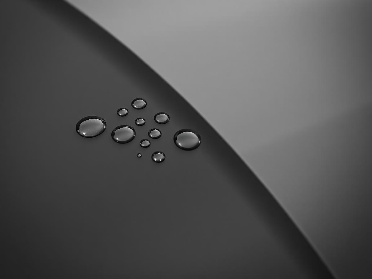 Water beading on ceramic-coated paint